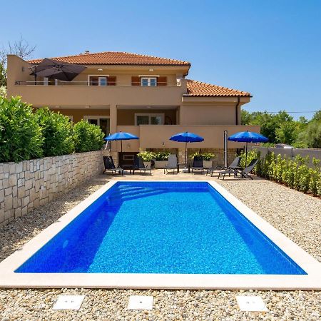 Villa Matea - Mlk150 By Interhome Dobrinj Екстериор снимка