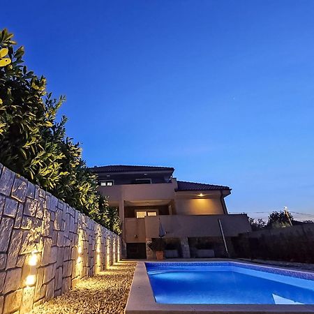 Villa Matea - Mlk150 By Interhome Dobrinj Екстериор снимка