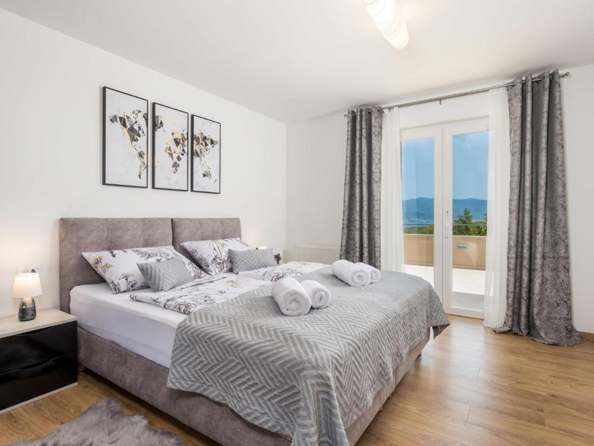 Villa Matea - Mlk150 By Interhome Dobrinj Екстериор снимка